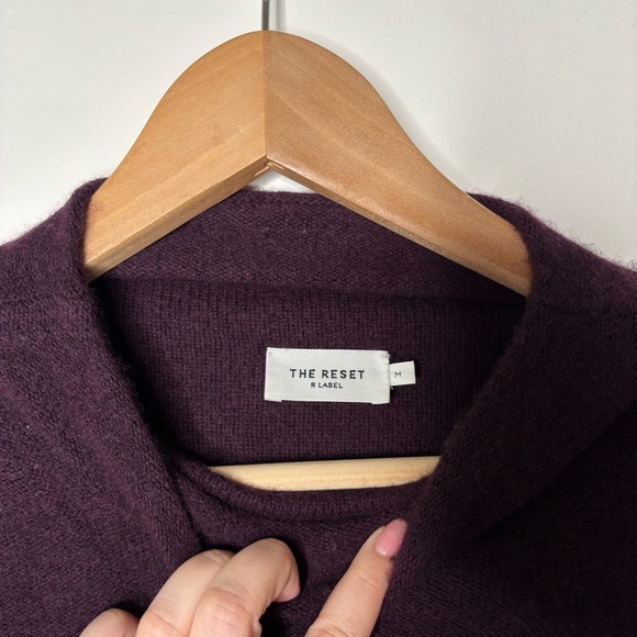 The Reset R Label Funnel Neck pull-over in Plum size Medium - Picture 9 of 11